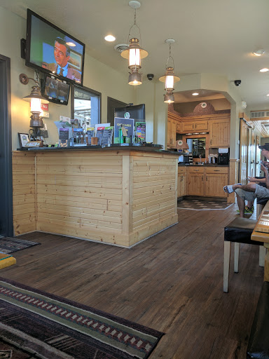 Auto Body Shop «LOF-Xpress Oil Change - Ames», reviews and photos, 520 S Duff Ave, Ames, IA 50010, USA