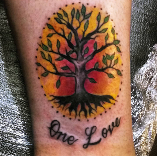 Explore tattoo ideas daisy, creative tattoo ideas in Houston, available at Orlandos Tattoo Studio