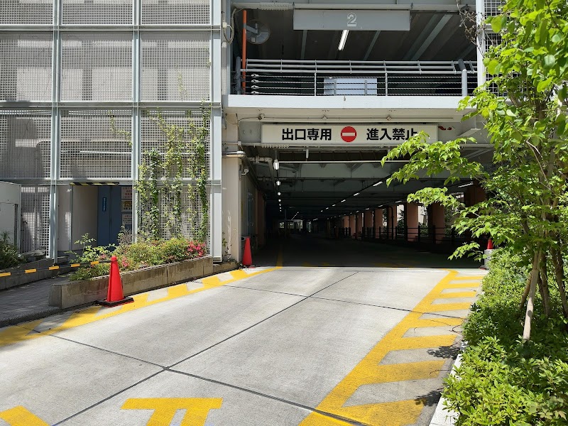 スマートパーク鎌取駅前中央立体駐車場（区役所側）