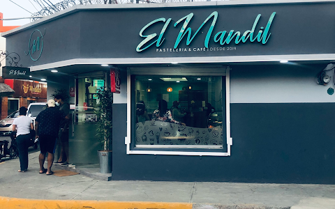 El Mandil Pastelería & Café image