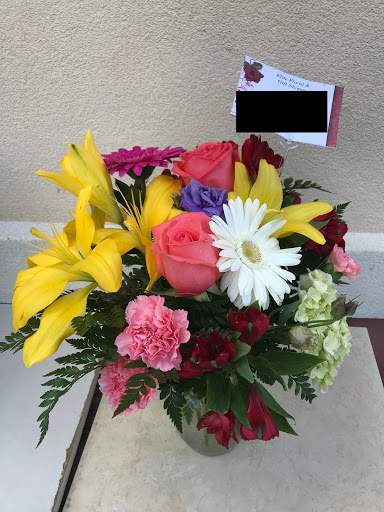Florist «Elite Floral & Gift Shoppe», reviews and photos, 504 N Alafaya Trail #109, Orlando, FL 32828, USA