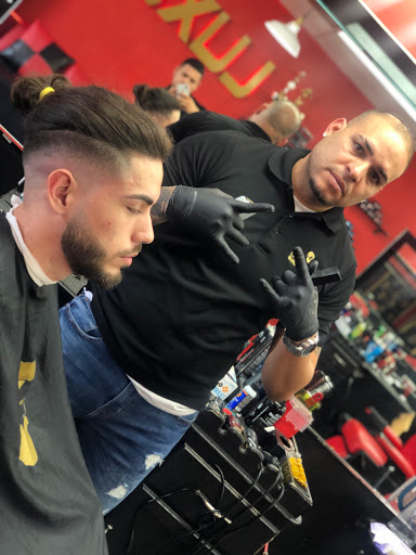 Barber Shop «Luxury Cuts 305 Barber Shop», reviews and photos, 11244 SW 137th Ave, Miami, FL 33186, USA