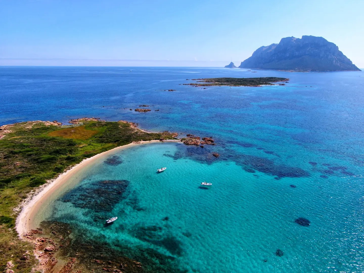 Zdjęcie Spiaggia Isola dei Cavalli z direct beach