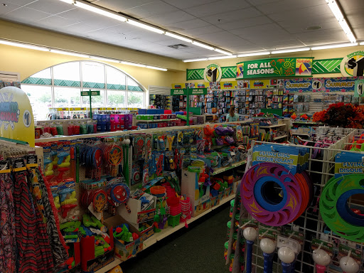 Dollar Store «Dollar Tree», reviews and photos, 7373 52nd Pl E, Bradenton, FL 34203, USA