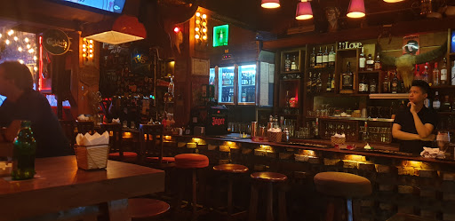 Rock pubs Hanoi