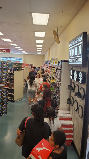 Shoe Store «Shoe Carnival», reviews and photos, 3271 Marketplace Dr, Council Bluffs, IA 51501, USA