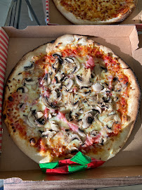 Plats et boissons du Pizzas à emporter Rimini Pizz à Sillans - n°10