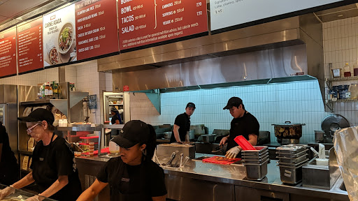 Mexican Restaurant «Chipotle Mexican Grill», reviews and photos, 186 NJ-35, Eatontown, NJ 07724, USA