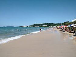 Praia de Jurere'in fotoğrafı düz ve uzun ile birlikte