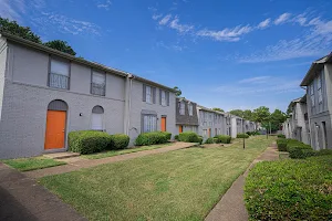 Emerald Pointe Apartments image