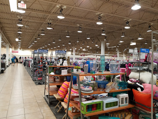 Clothing Store «Burlington Coat Factory», reviews and photos, 22331 Eureka Rd, Taylor, MI 48180, USA