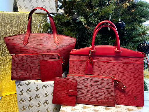 Consignment Shop «SecondHand Savvys», reviews and photos, 210 S Kings Ave, Brandon, FL 33511, USA