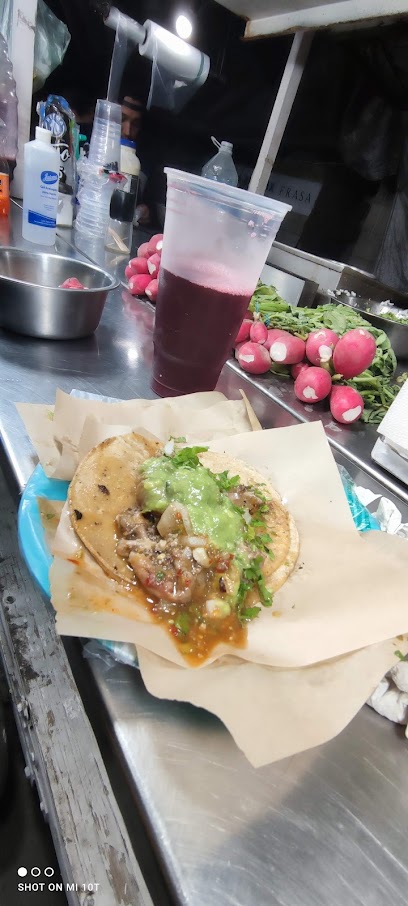 Tacos Nayarit - s/n, La Angostura, Jardines de La Mesa, 22125 Tijuana, B.C., Mexico