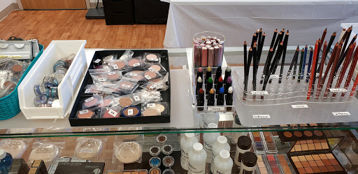 Cosmetics Store «Paint and Powder Cosmetics», reviews and photos, 4116 Walney Rd Suite B, Chantilly, VA 20151, USA
