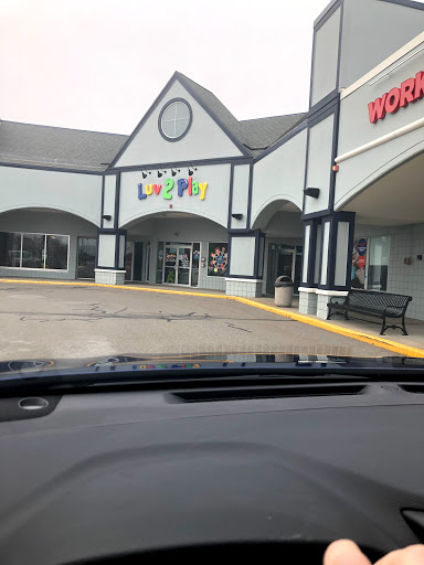 Shopping Mall «Lafayette Crossing», reviews and photos, 35 Lafayette Rd, North Hampton, NH 03862, USA