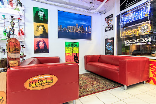 Tobacco Shop «Vape & Smoke Shop - Biscayne», reviews and photos, 2895 Biscayne Blvd, Miami, FL 33137, USA