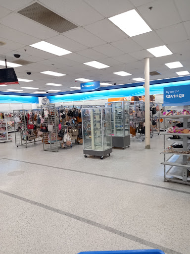 Clothing Store «Ross Dress for Less», reviews and photos, 118 Pavilion Pkwy, Fayetteville, GA 30214, USA