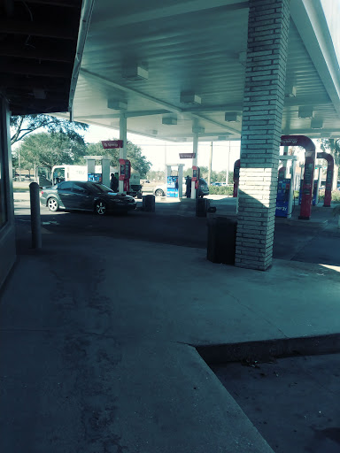 Gas Station «Sunoco Gas Station», reviews and photos, 6655 N Socrum Loop Rd, Lakeland, FL 33809, USA