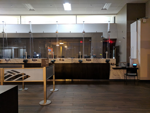 Bank «Bank of America Financial Center», reviews and photos