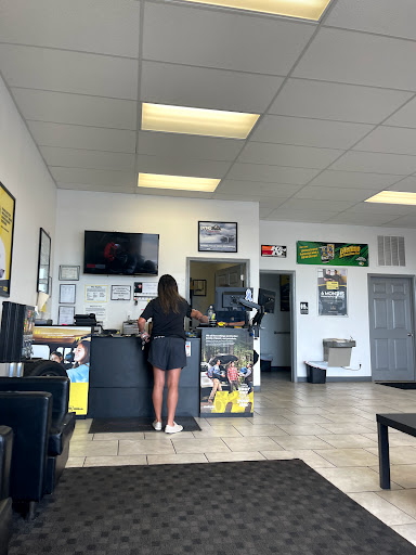 Auto Repair Shop «Meineke Car Care Center», reviews and photos, 290 Curry Hollow Rd, Pleasant Hills, PA 15236, USA