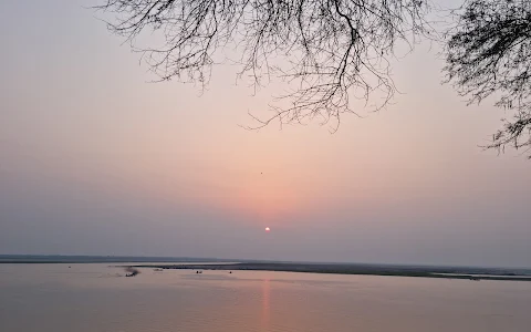 Sara Ghat River View image