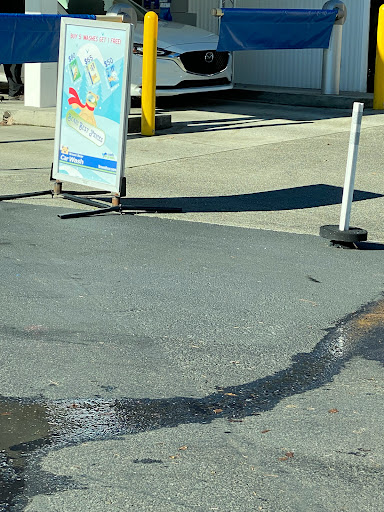 Car Wash «Brown Bear Car Wash», reviews and photos, 3724 Factoria Blvd SE, Bellevue, WA 98006, USA