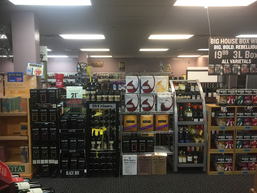 Wine Store «Vine Street Wine & Spirits», reviews and photos, 493 Old Hickory Blvd #104, Brentwood, TN 37027, USA