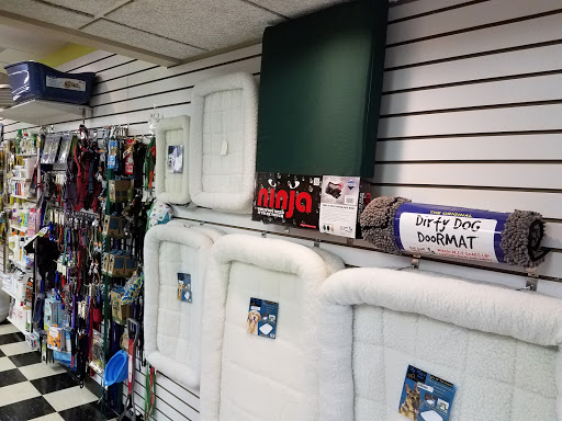 Pet Supply Store «Local Pet», reviews and photos, 415 Gettysburg St #1, Pittsburgh, PA 15206, USA