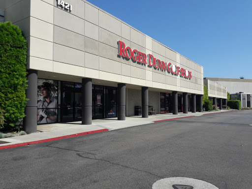 Sporting Goods Store «Roger Dunn Golf Shops», reviews and photos, 1421 Village Way, Santa Ana, CA 92705, USA