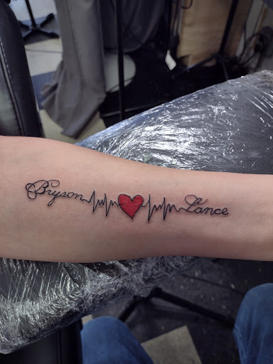 Explore mother of 4 tattoo ideas, creative tattoo ideas in Owosso, available at Twisted ink tattoo