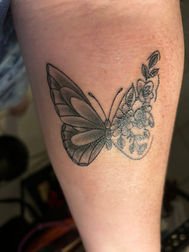 Find tattoo ideas for daughter for dad for your next unique tattoo in Cape Coral at UNRIVALED INK