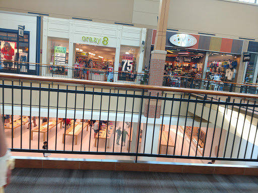 Shopping Mall «Jordan Creek Town Center», reviews and photos, 101 Jordan Creek Pkwy, West Des Moines, IA 50266, USA