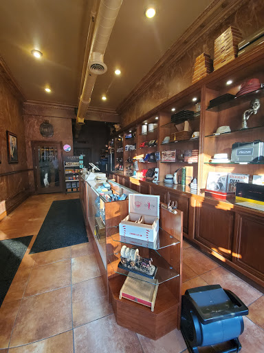 Tobacco Shop «La Casa Cigars and Lounge - Retail», reviews and photos, 1502 Randolph Street #100, Detroit, MI 48226, USA
