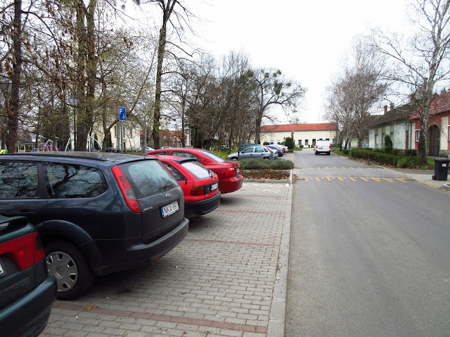 Szepessy téri parkoló - Parkoló