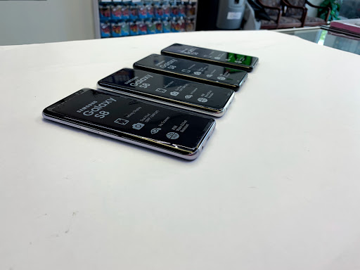 Cell Phone Store «Cell Repair», reviews and photos, 12579 Richmond Ave, Houston, TX 77082, USA