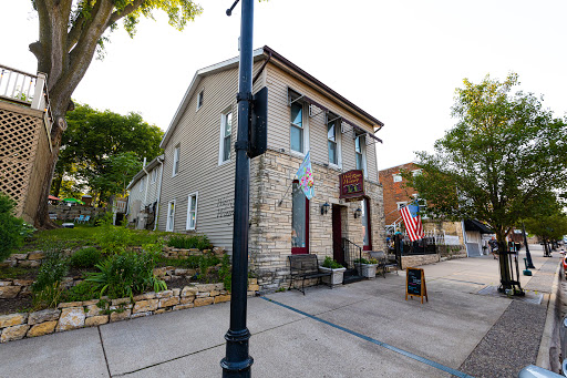 Winery «Wide River Winery - Tasting Room», reviews and photos, 106 N Cody Rd, Le Claire, IA 52753, USA