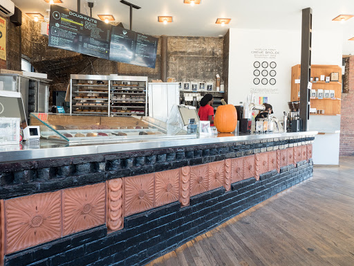 Donut Shop «Doughnut Plant», reviews and photos, 245 Flatbush Ave, Brooklyn, NY 11217, USA