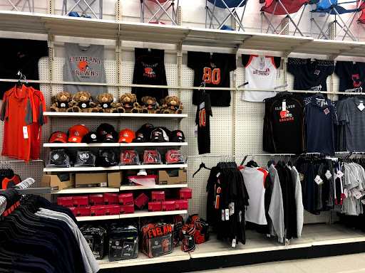 Discount Store «Kmart», reviews and photos, 7701 Broadview Rd, Cleveland, OH 44131, USA