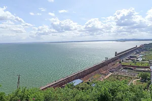 Tungabhadraa Dam Lighthouse Viewpoint image