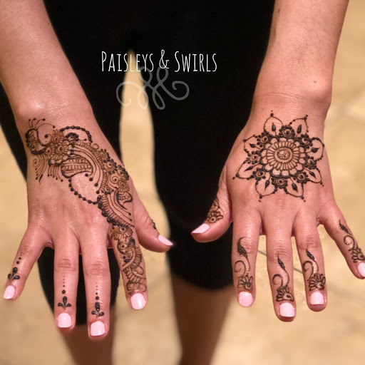 Explore smoky mountain tattoo ideas, creative tattoo ideas in Houston, available at Paisleys and Swirls - Henna Artist in Houston