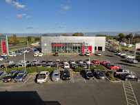 Hanlees Davis Nissan - Photo 3 - Car repair in Davis, CA, Vacaville