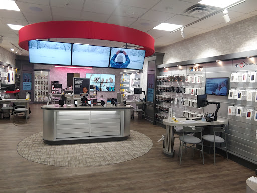 Cell Phone Store «Verizon Authorized Retailer – Cellular Sales», reviews and photos, 2001 South Rd Ste C-104, Poughkeepsie, NY 12601, USA