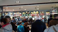 Atmosphère du Restauration rapide McDonald's Chasseneuil-Du-Poitou - n°2