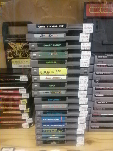 Book Store «Half Price Books», reviews and photos, 31 Orland Square Dr, Orland Park, IL 60462, USA