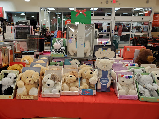 Department Store «T.J. Maxx», reviews and photos, 20 Chapel View Blvd, Cranston, RI 02920, USA