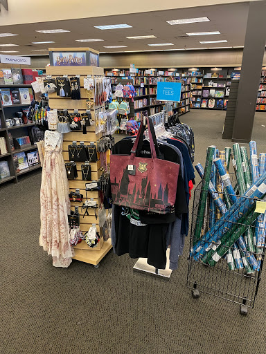 Book Store «Books-A-Million», reviews and photos, 6235 N Davis Hwy, Pensacola, FL 32504, USA