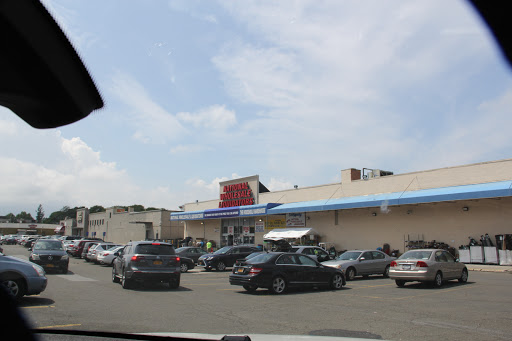 Discount Store «National Wholesale Liquidators», reviews and photos, 7101 Kissena Blvd, Flushing, NY 11367, USA