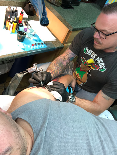 Tattoo Shop «Rock-A-Billy Tattoo & Piercing Studio», reviews and photos, 4576 N University Dr, Lauderhill, FL 33351, USA