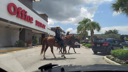 Shopping Mall «Tower Shops», reviews and photos, 1904 S University Dr, Davie, FL 33324, USA