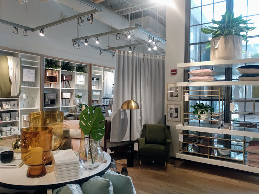 Shopping Mall «The Fashion Mall at Keystone», reviews and photos, 8702 Keystone Crossing, Indianapolis, IN 46240, USA